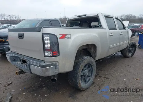 2008 GMC Sierra 2500Hd Slt z USA, uszkodzony, nr VIN 1GTHK23678F188596